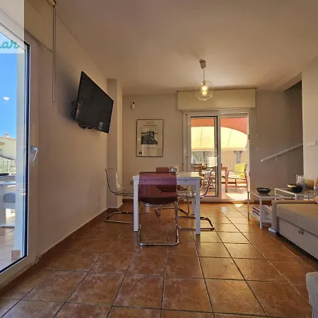 Olivamar Casa Picasso Con Piscina Comunitaria Сasa de vacaciones Oliva